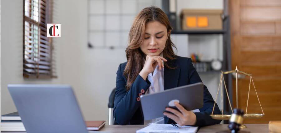 Read more about the article Forging New Paths: The Rise of Women Lawyers in Canada