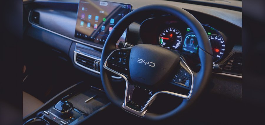 Read more about the article BYD Surges Ahead, Set to Become the World’s Top EV Seller